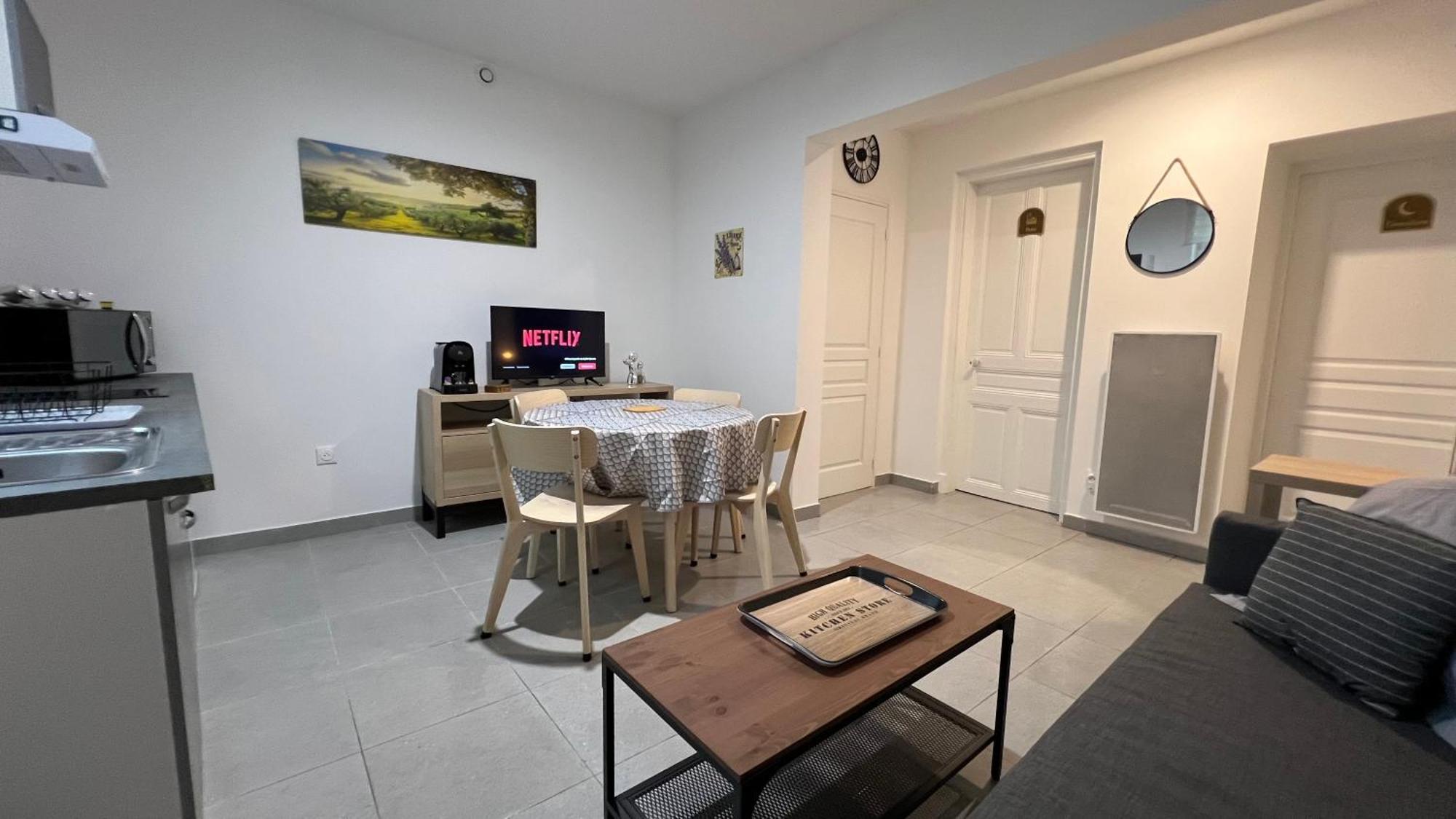 Fenix Appartement T2 40 M2 Cosy Rdc Plein Centre Ville Пьерлат Экстерьер фото